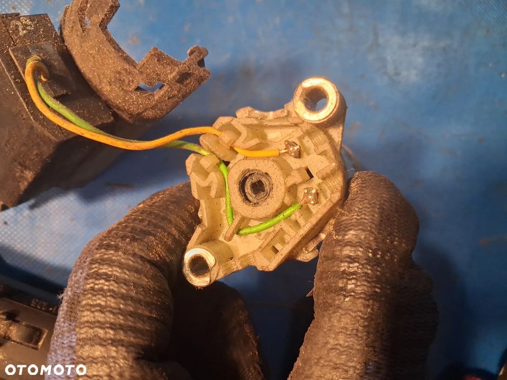 BMW E39 E38 silniczek regulacji fotela kierowcy elektrycznego 0130002503 Bosch 57.31-8352 193 - 6