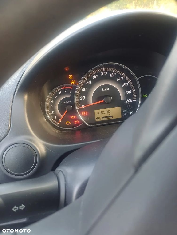 Mitsubishi Space Star - 11