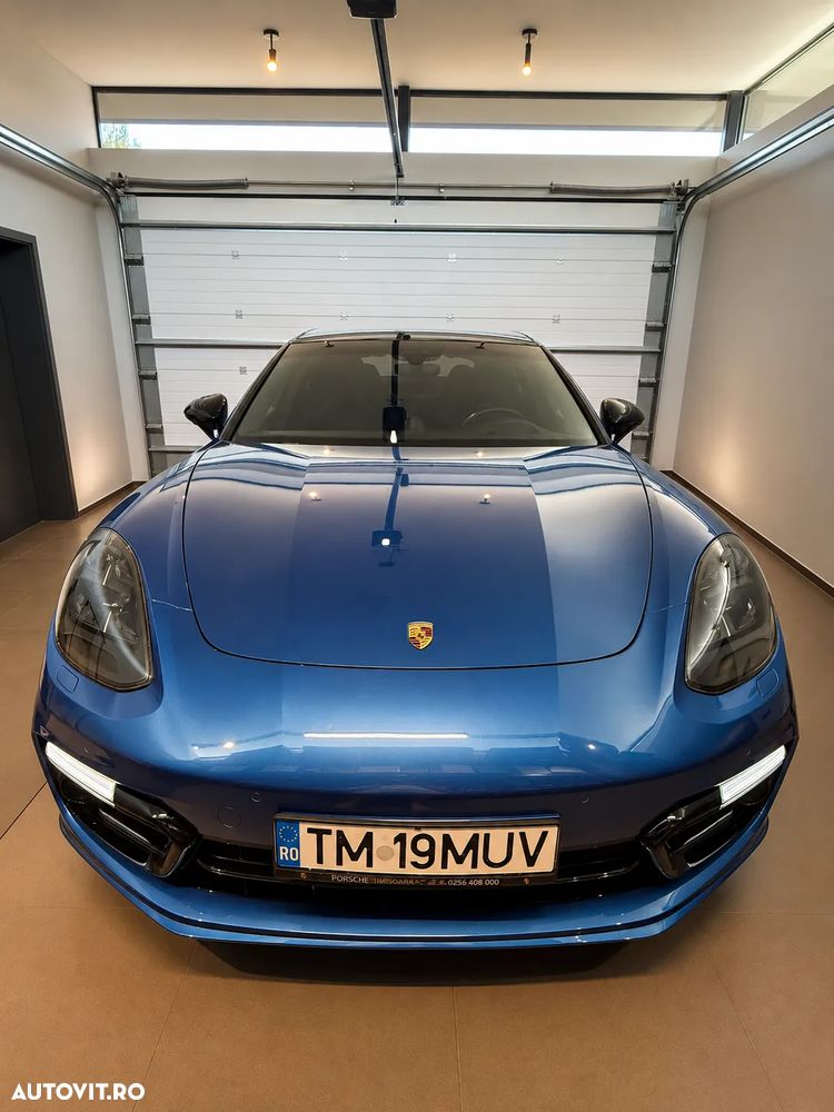 Porsche Panamera 4 E-Hybrid - 5