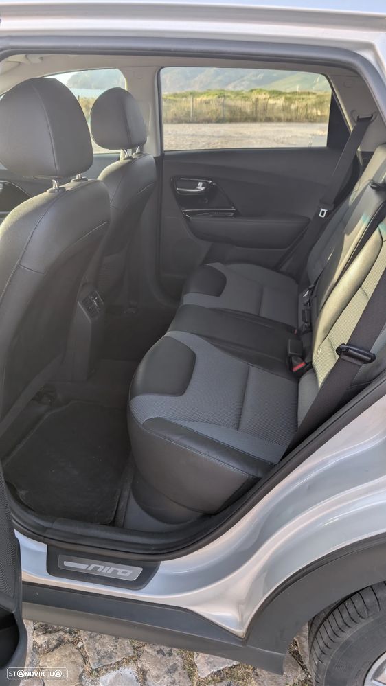 Kia Niro - 11
