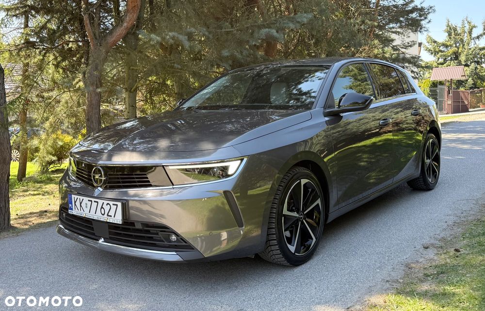 Opel Astra 1.2 T Elegance S&S - 2