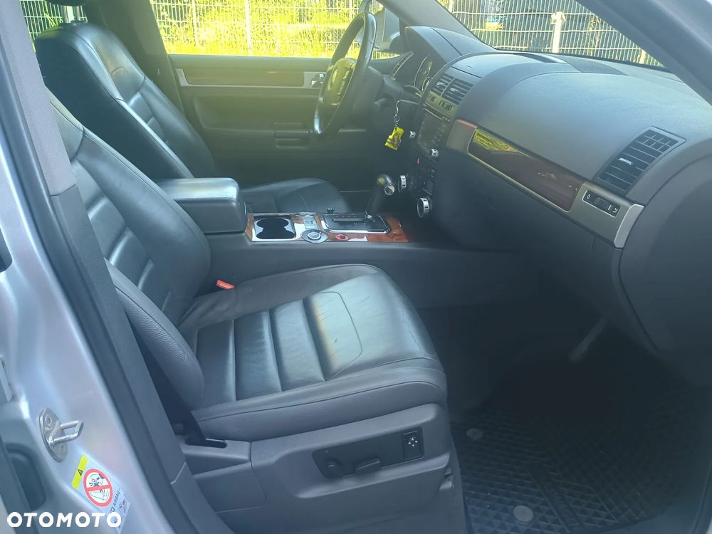 Volkswagen Touareg 3.0 V6 TDI DPF Automatik Exclusive Edition - 17