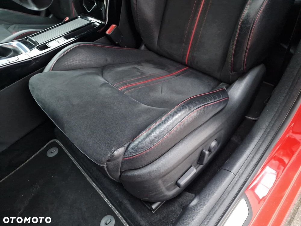 Kia ProCeed 1.6 T-GDI GT DCT - 12