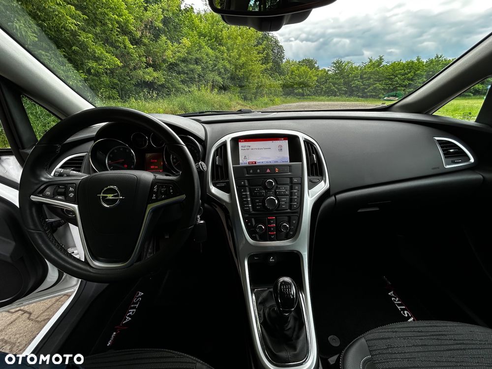 Opel Astra 1.4 Turbo Style - 29