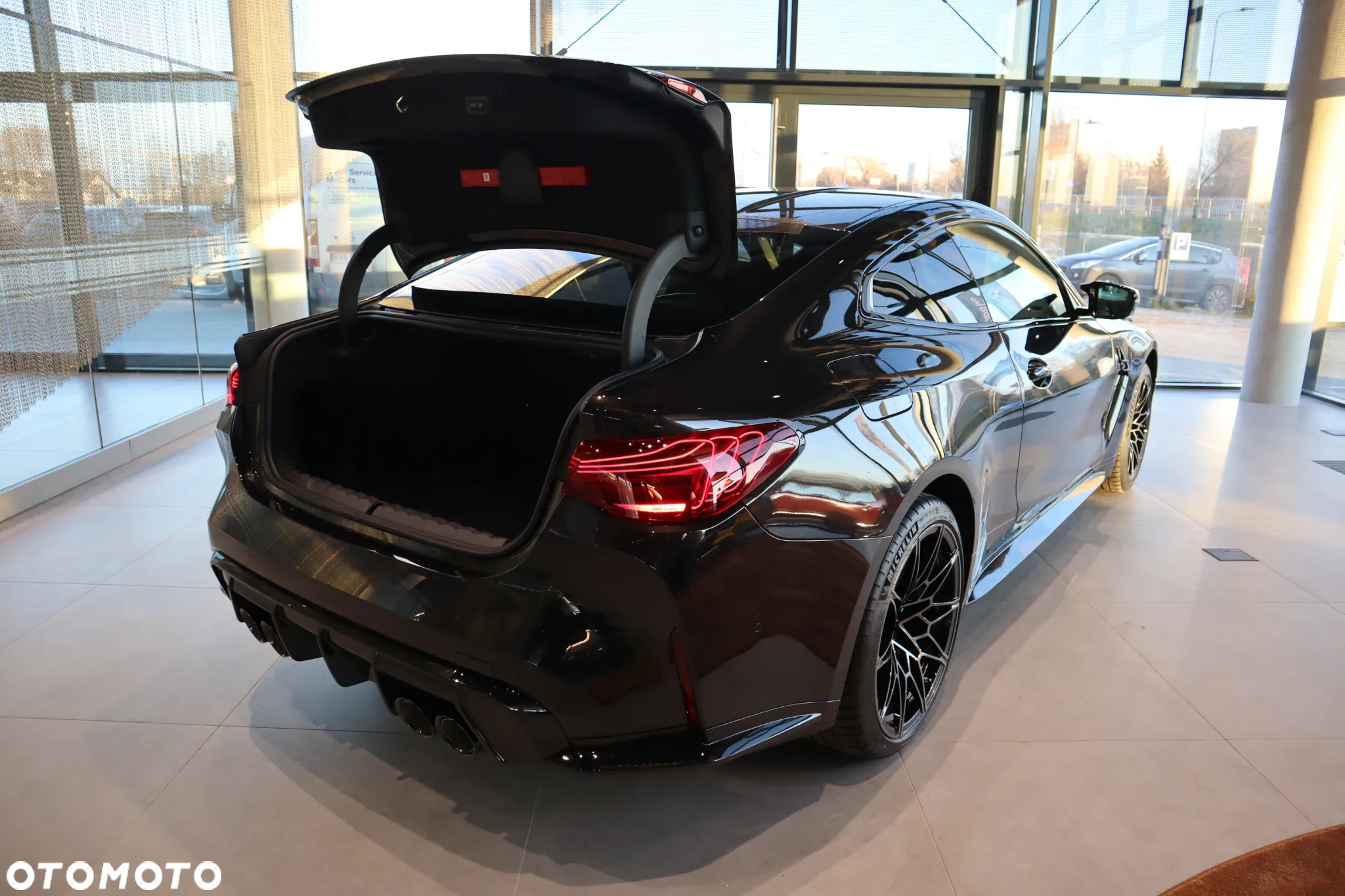 BMW M4 Competition M xDrive - 32