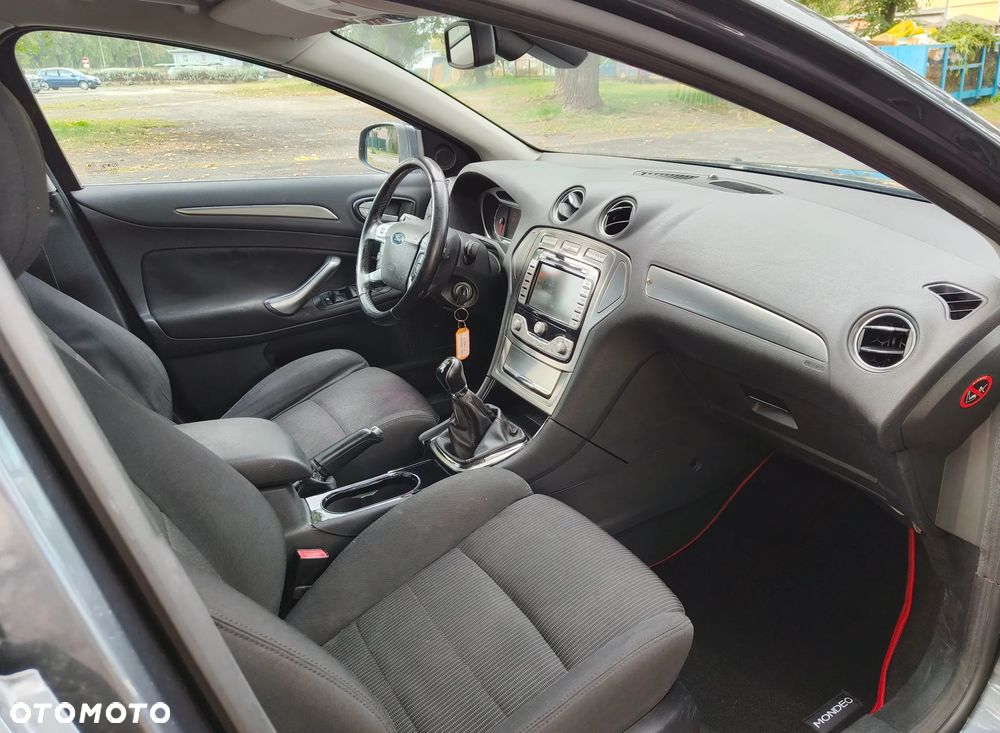 Ford Mondeo 2.0 Platinium X - 10