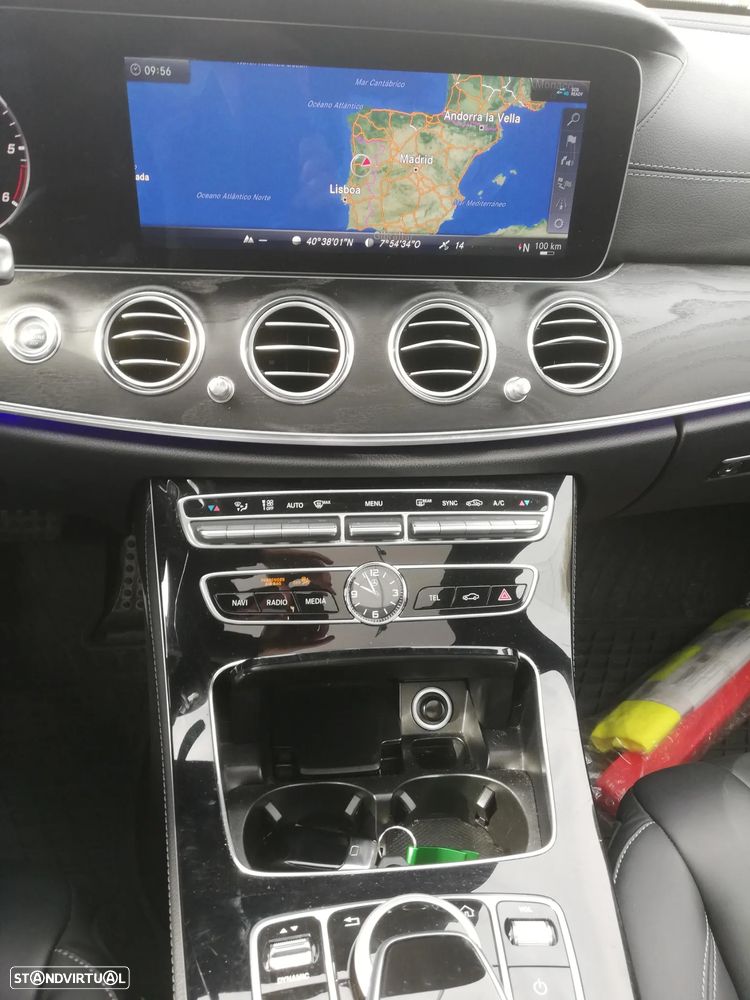 Mercedes-Benz E 220 - 11
