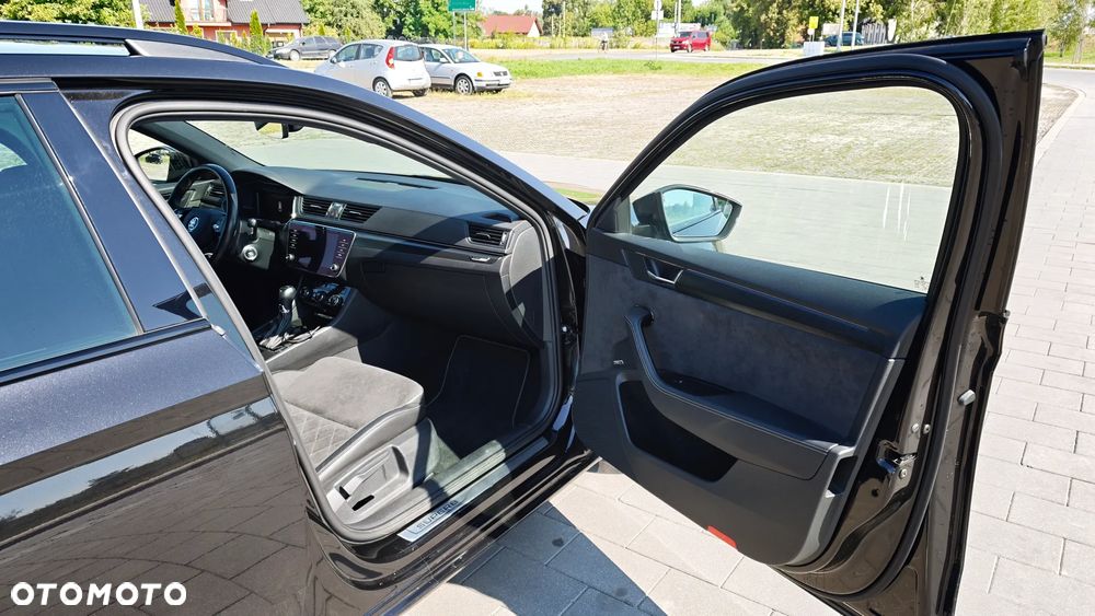 Skoda Superb 2.0 TSI Sportline DSG - 10
