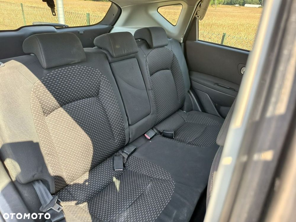 Nissan Qashqai - 12