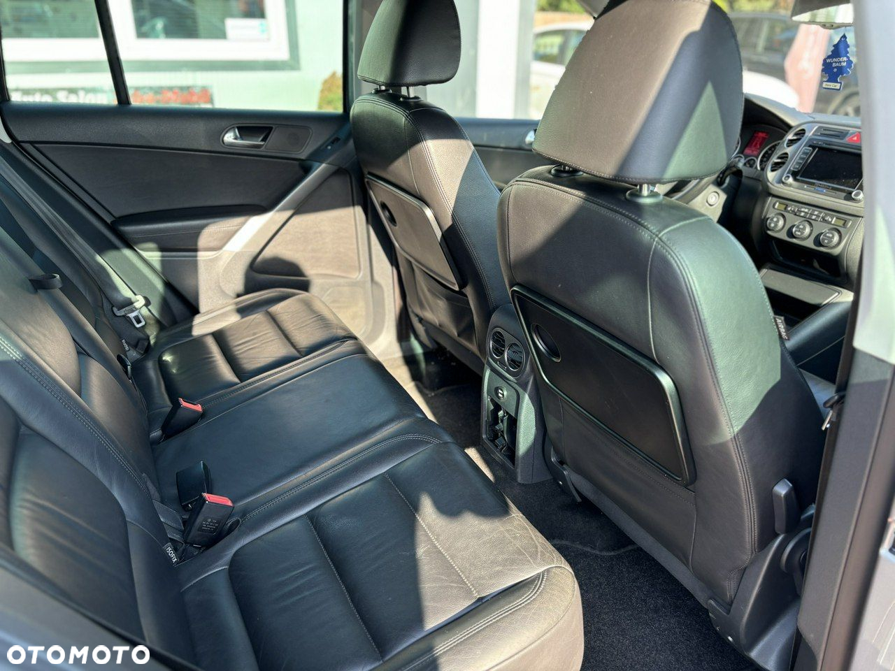 Volkswagen Tiguan - 23