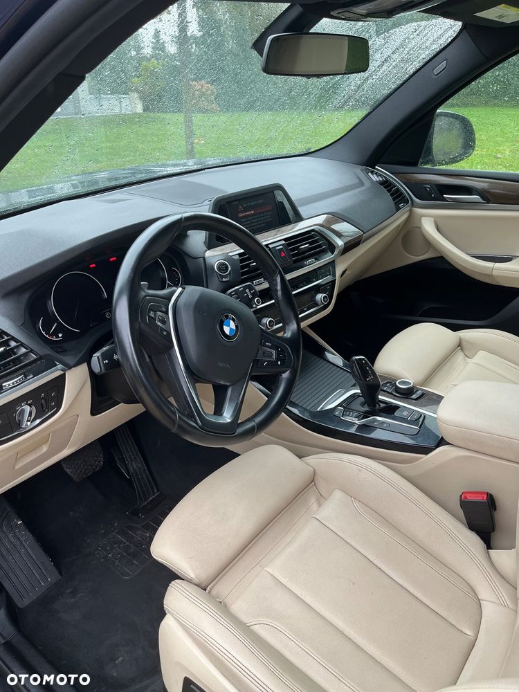 BMW X3 xDrive30i Advantage - 21