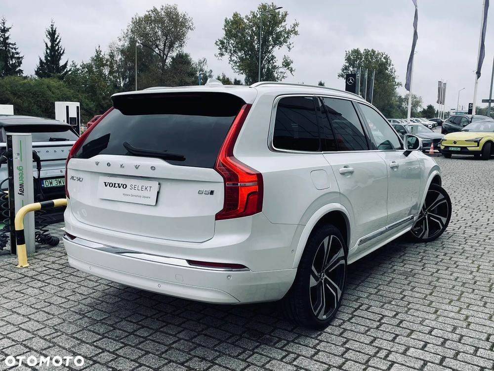 Volvo XC 90 - 8