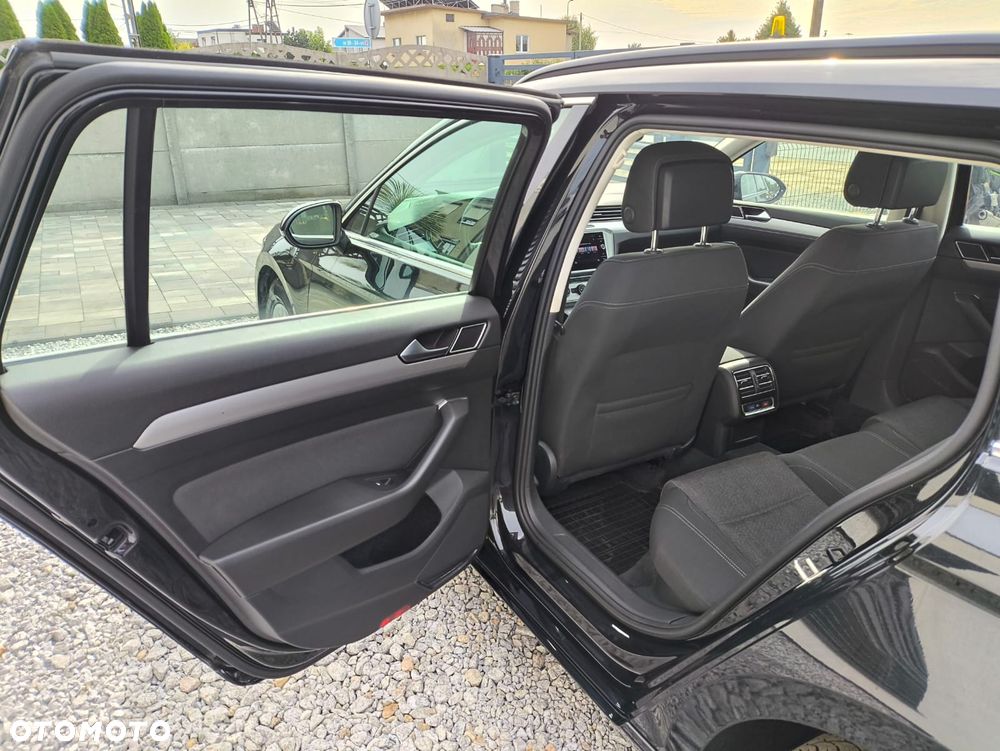 Volkswagen Passat 1.6 TDI (BlueMotion Technology) Comfortline - 21
