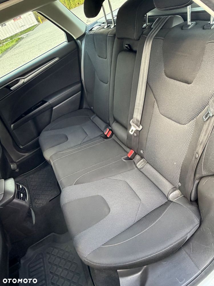 Ford Mondeo 2.0 TDCi Titanium PowerShift - 19