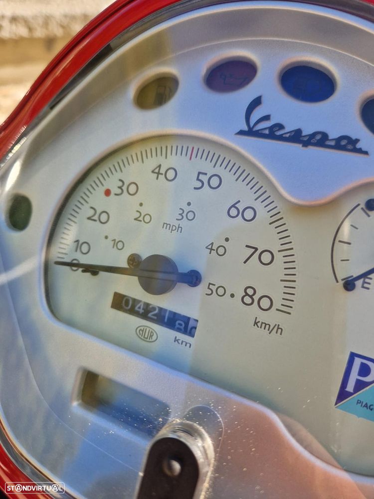 Vespa LX - 3