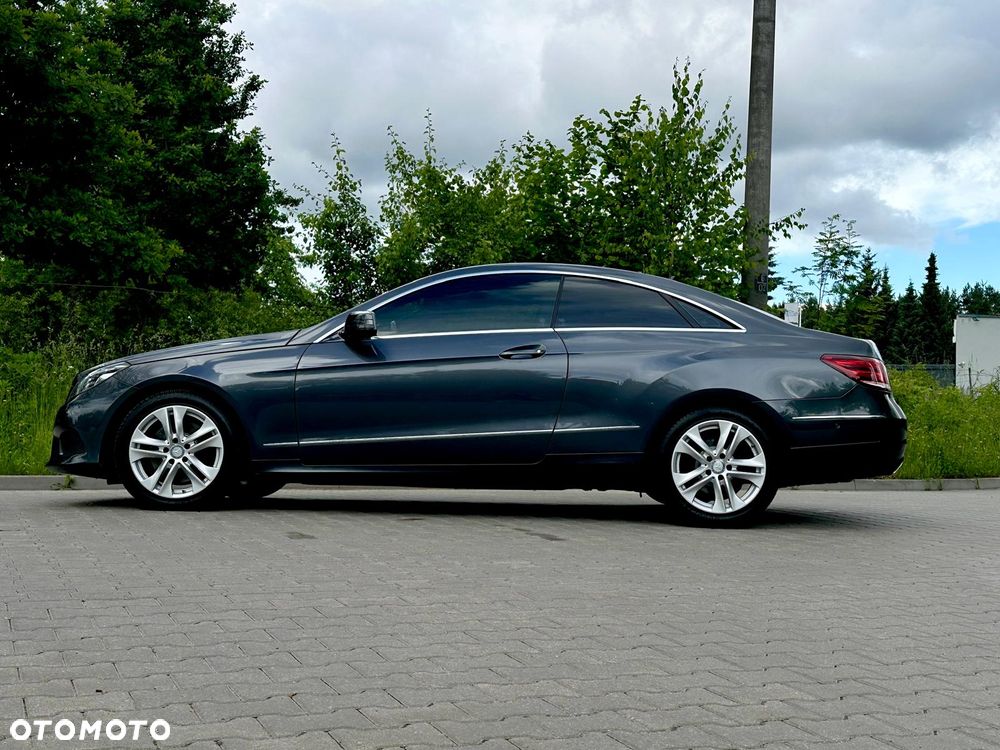 Mercedes-Benz Klasa E 200 9G-TRONIC Avantgarde - 4