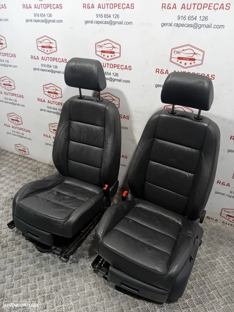 Conjunto de Bancos Golf 5 V em Pele 5 Portas Original - 5