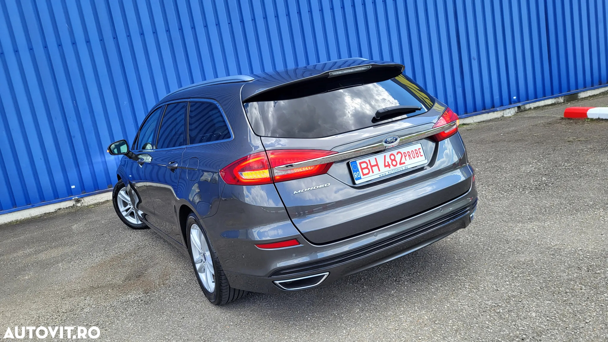 Ford Mondeo Turnier 2.0 TDCi Start-Stopp PowerShift-Aut Titanium - 4