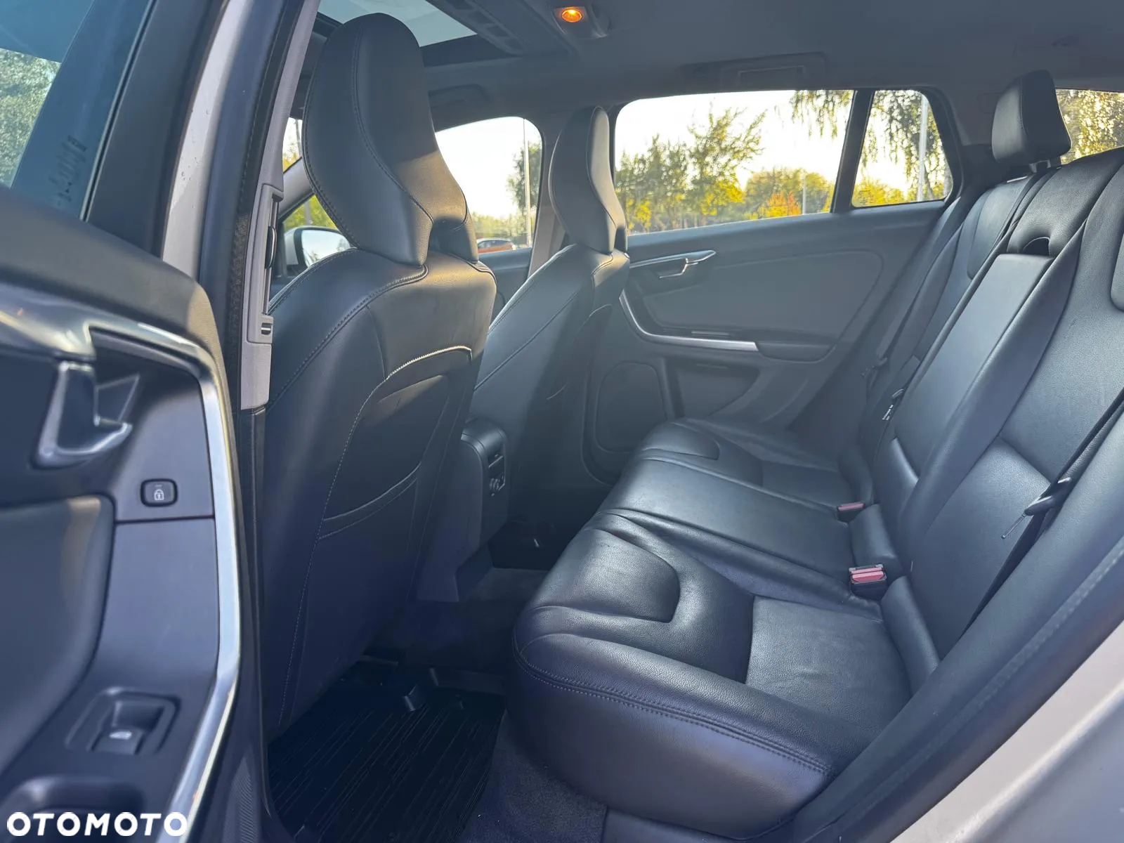 Volvo V60 - 13