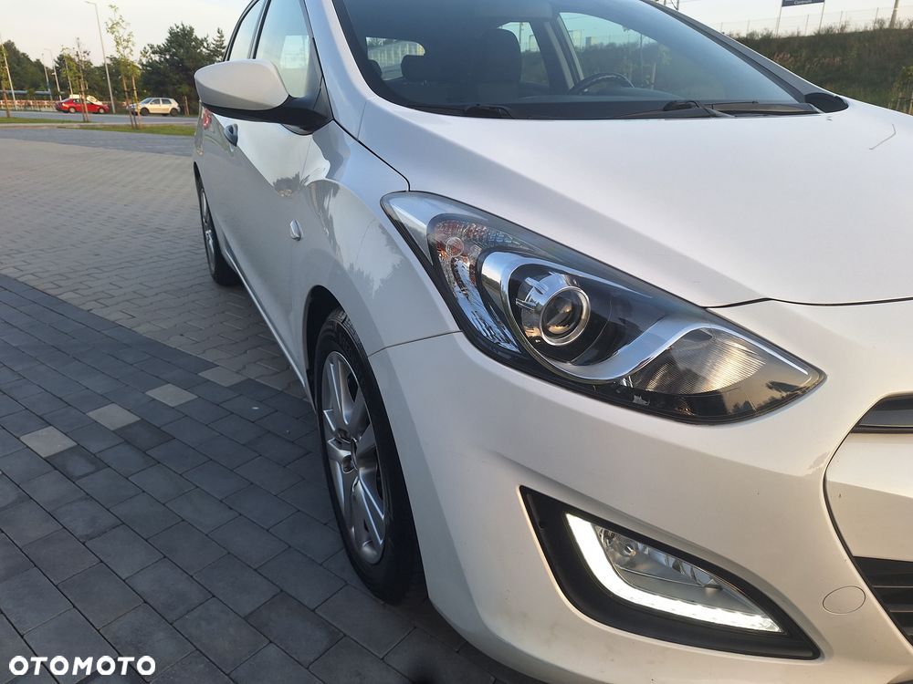 Hyundai i30 1.4 Trend - 24