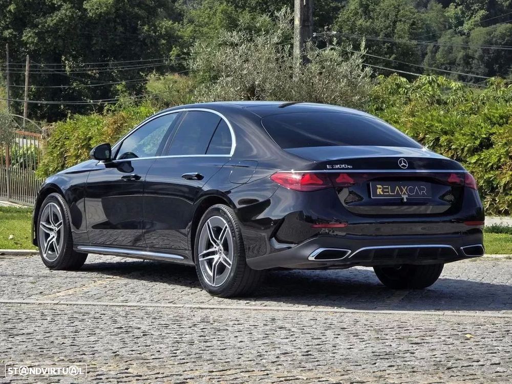 Mercedes-Benz E 300 - 11