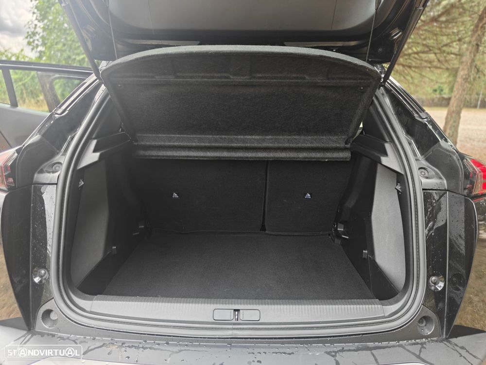 Peugeot 2008 1.2 PureTech Active Pack - 16