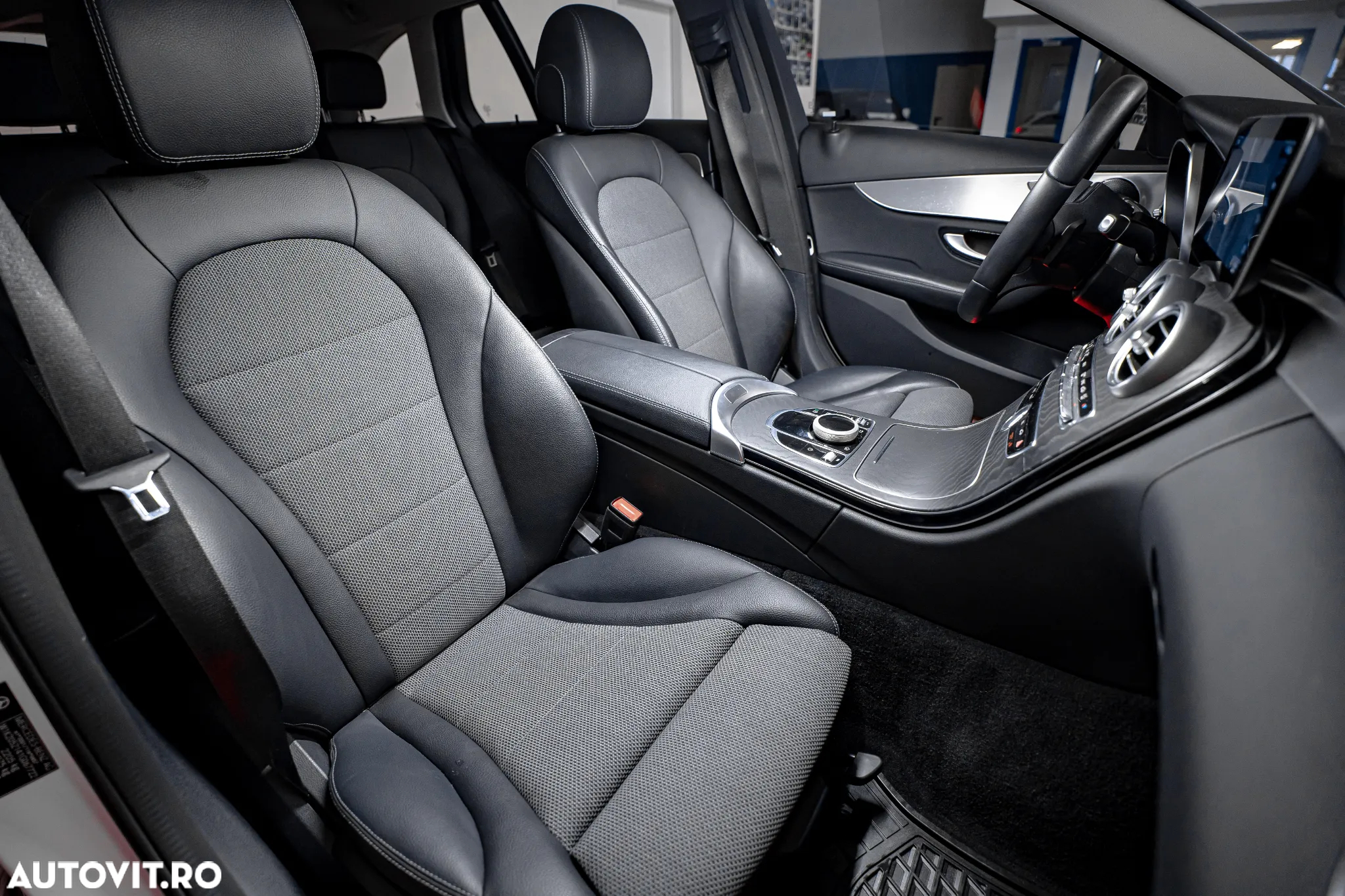 Mercedes-Benz C 220 d T 9G-TRONIC - 18