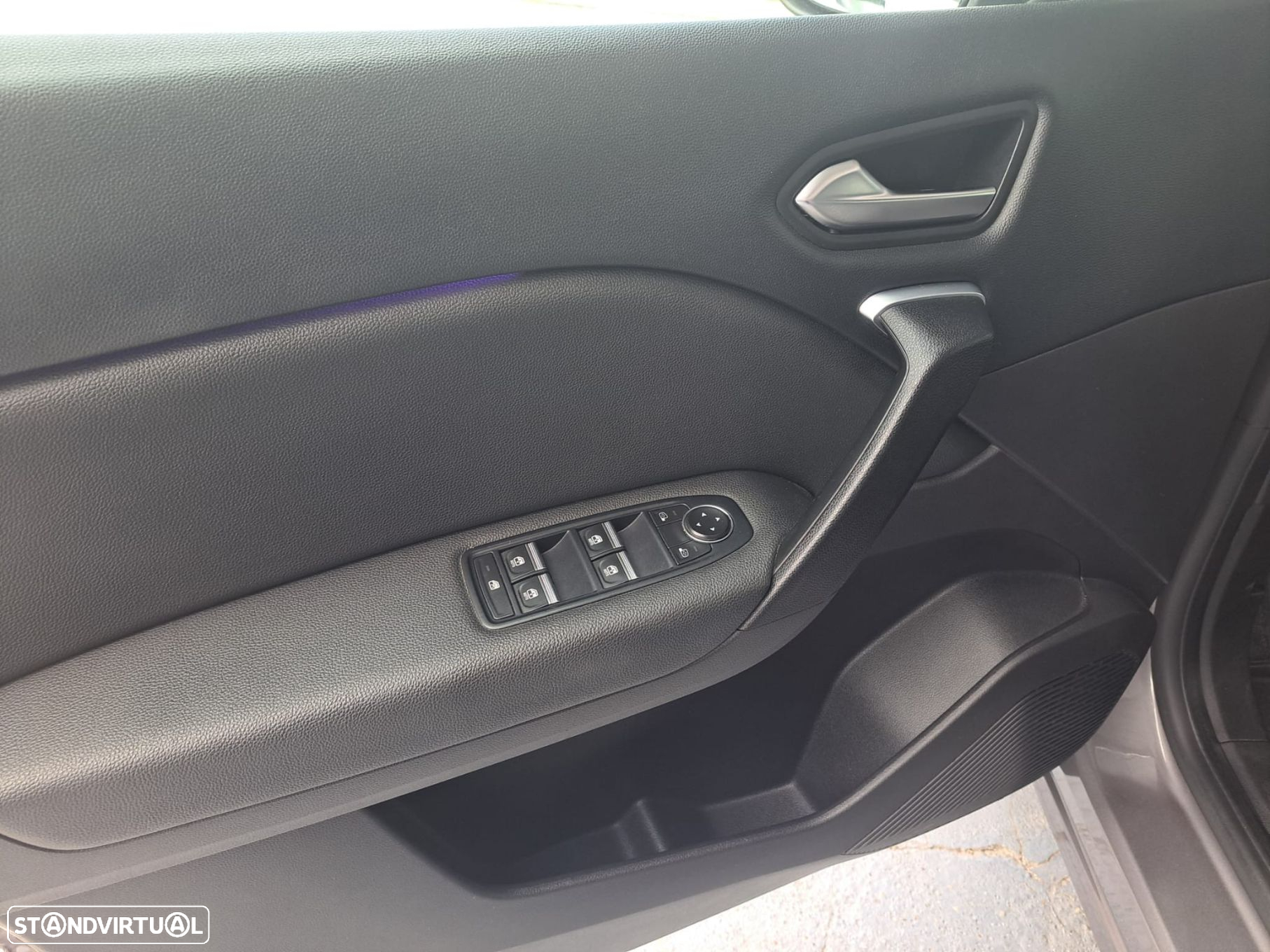 Renault Captur 1.0 TCe Exclusive - 10