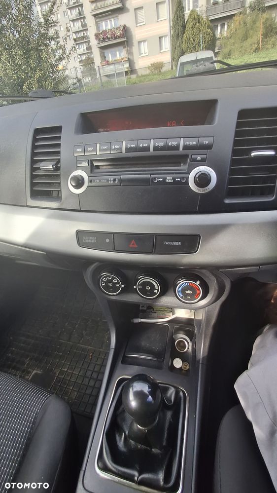 Mitsubishi Lancer - 3