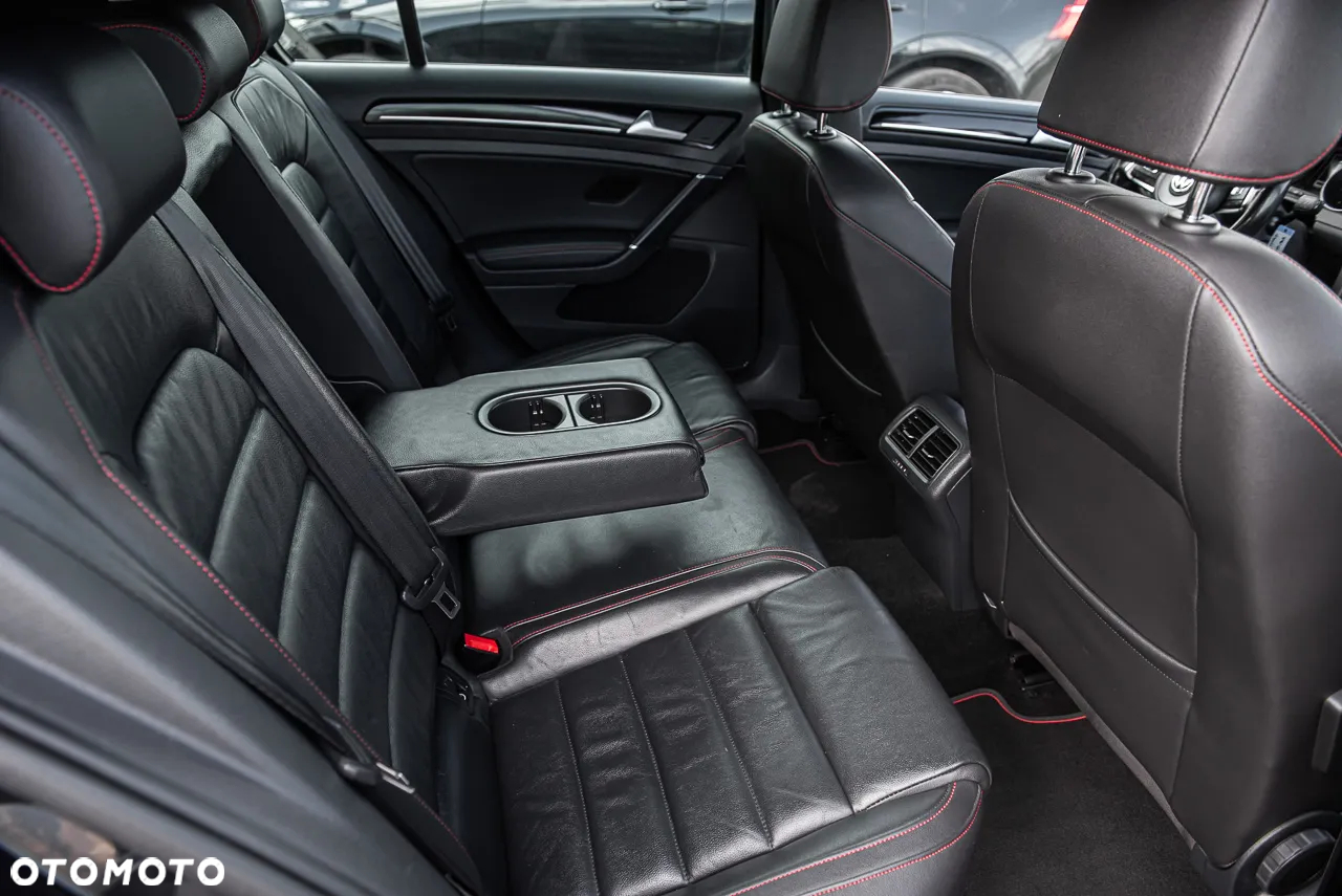 Volkswagen Golf VII 2.0 TSI BMT GTI Performance DSG - 31