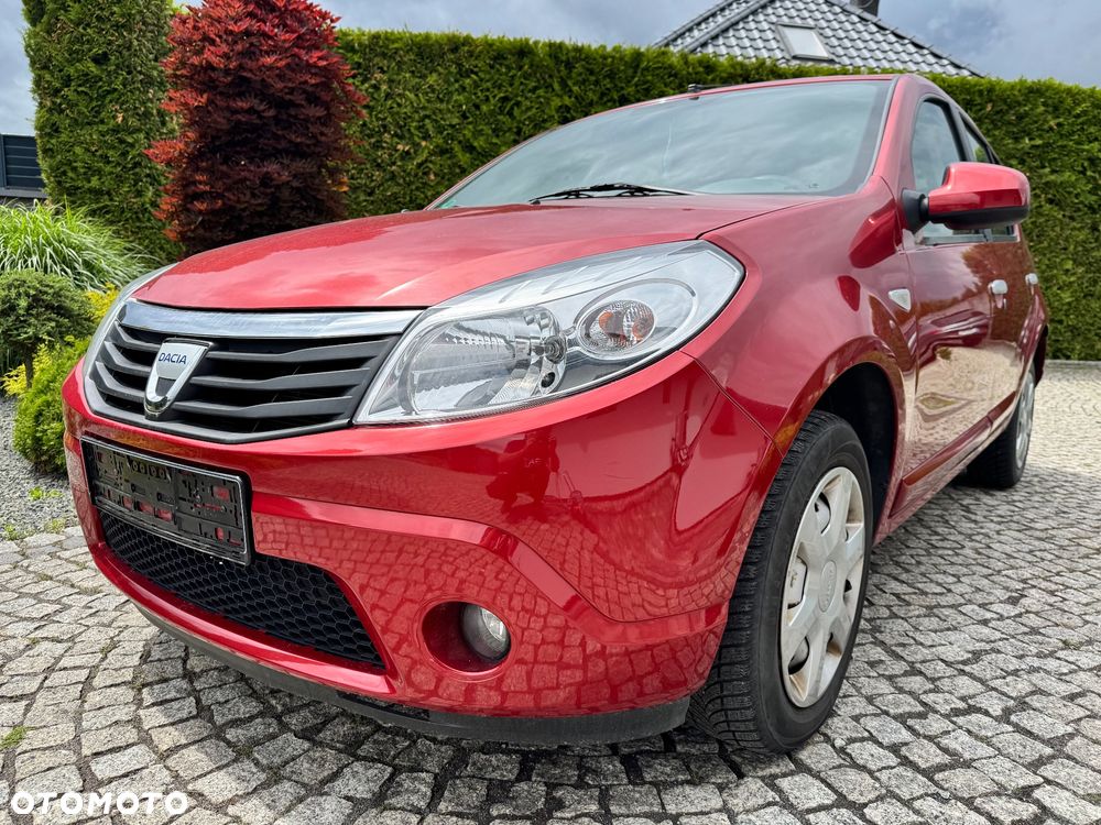 Dacia Sandero - 1