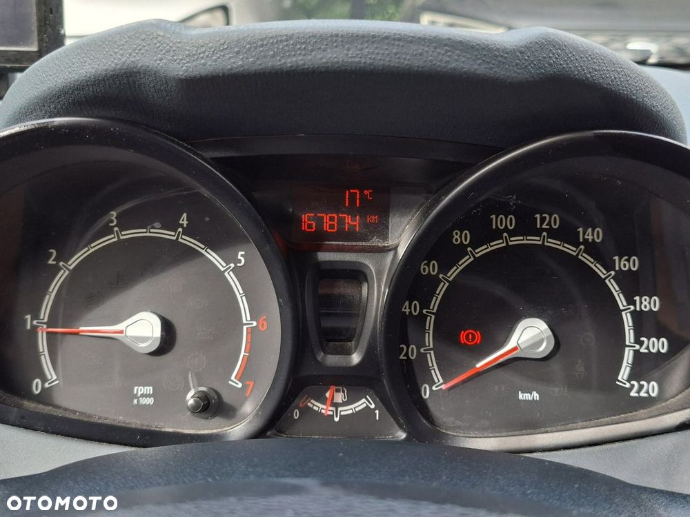 Ford Fiesta 1.25 Trend - 18