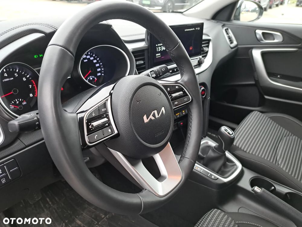 Kia XCeed 1.5 T-GDI M - 9