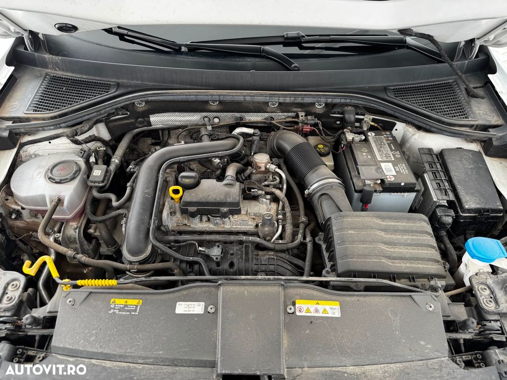 Volkswagen T-Roc 1.0 TSI Design - 21