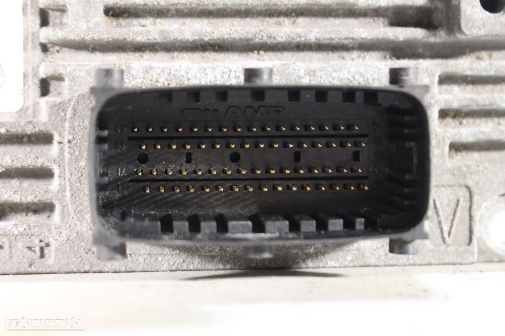 Centralina De Motor Fiat 500 (312_)  51903153 / Iaw5sf9msd419 - 9