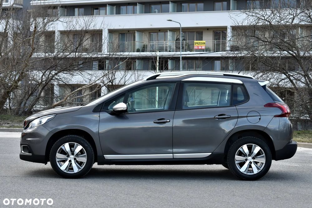 Peugeot 2008 1.2 PureTech Active S&S - 6