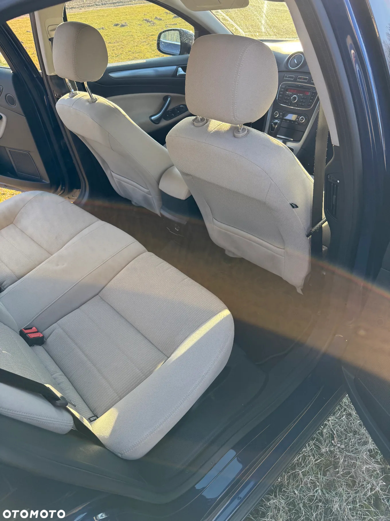 Ford Mondeo 2.0 T Ghia - 6