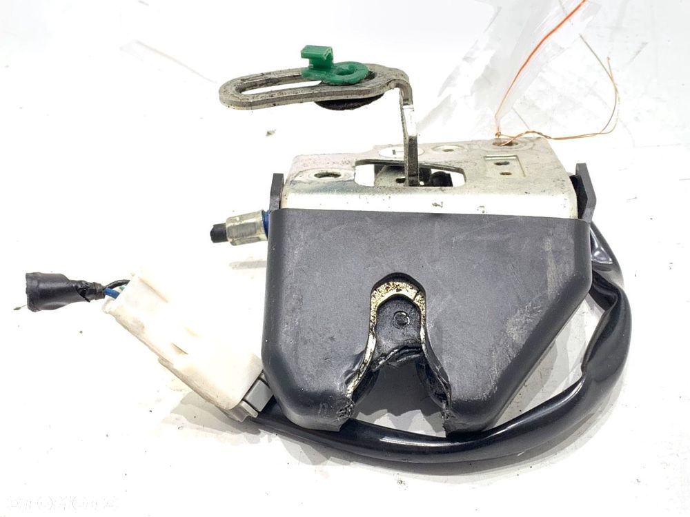 ZAMEK KLAPY TYŁ - 85.00 PLN - HONDA CIVIC VIII sedan (FD, FA) 2005 - 2022 1.3 IMA (FA3, FD3) 70 kW - 1