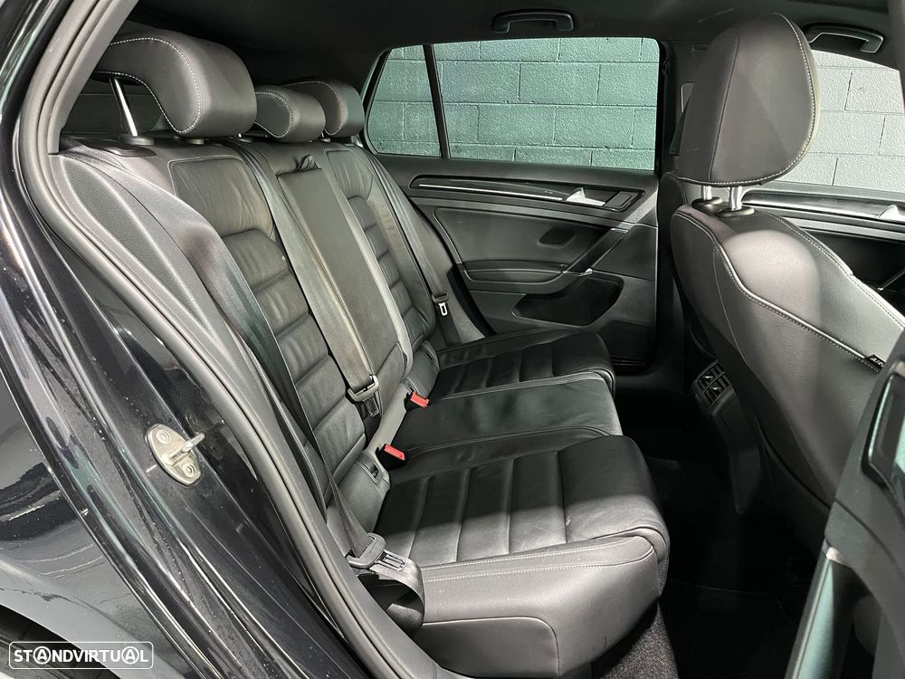 VW Golf 2.0 TDi DPF DSG GTD - 13