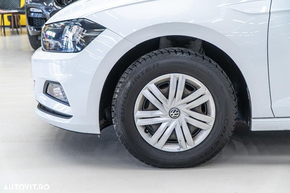 Volkswagen Polo 1.0 Comfortline - 35
