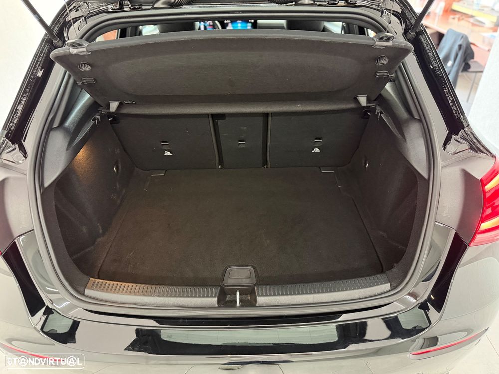 Mercedes-Benz A 180 - 38