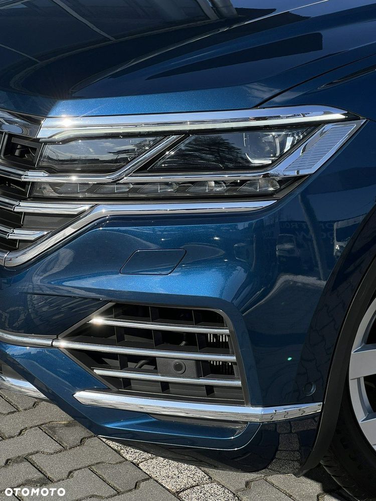 Volkswagen Touareg - 11