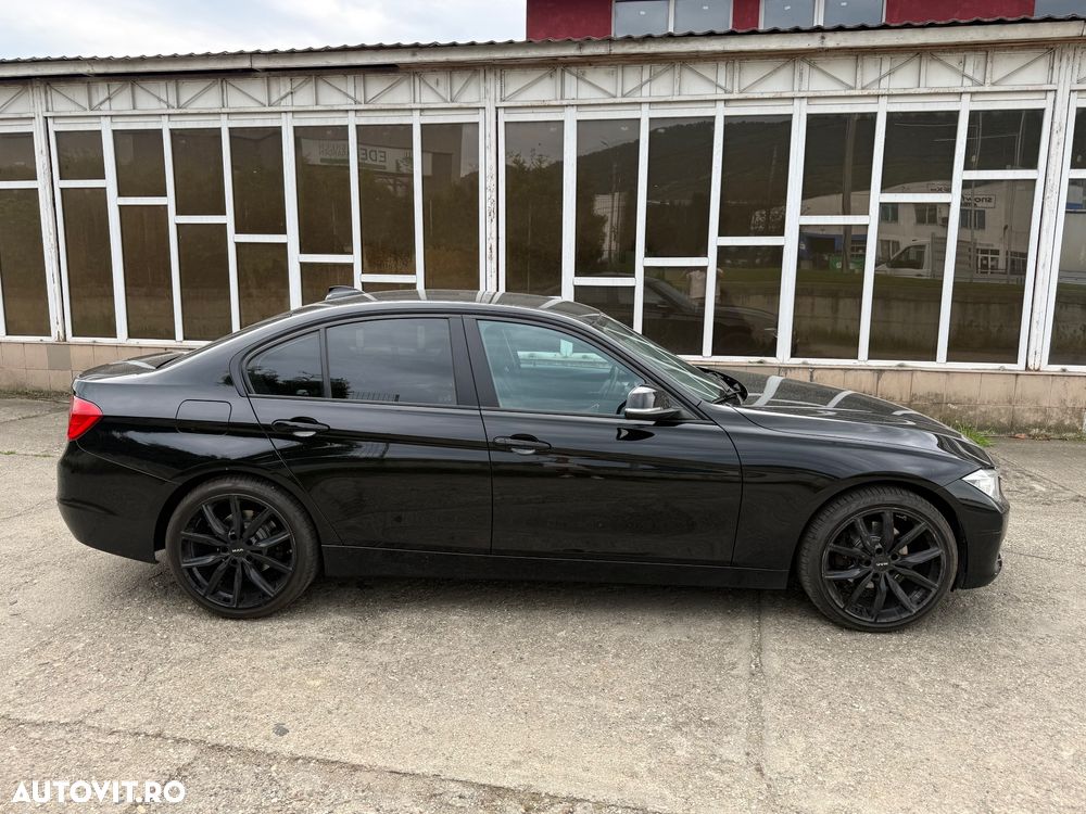 BMW Seria 3 320d Aut. Blue Performance Modern Line - 23