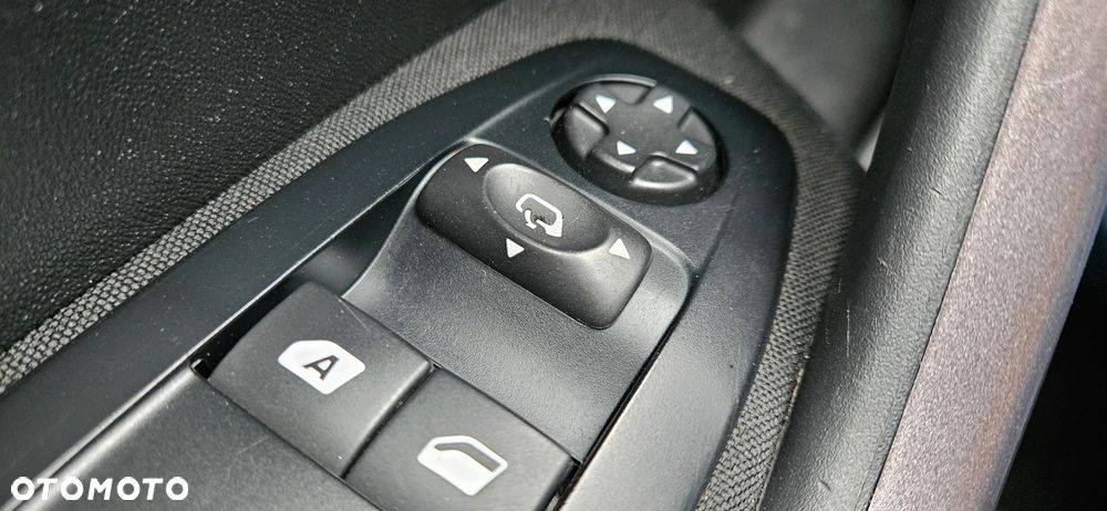 Peugeot 2008 120 VTI Business-Line - 31