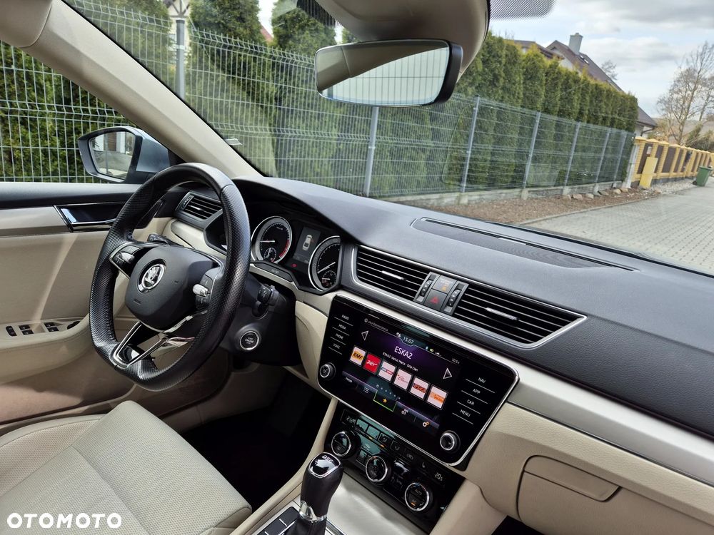 Skoda Superb 2.0 TSI Style DSG - 16