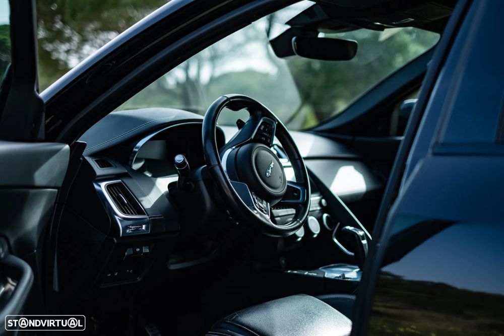 Jaguar E-Pace D150 AWD Aut. R-Dynamic HSE - 10