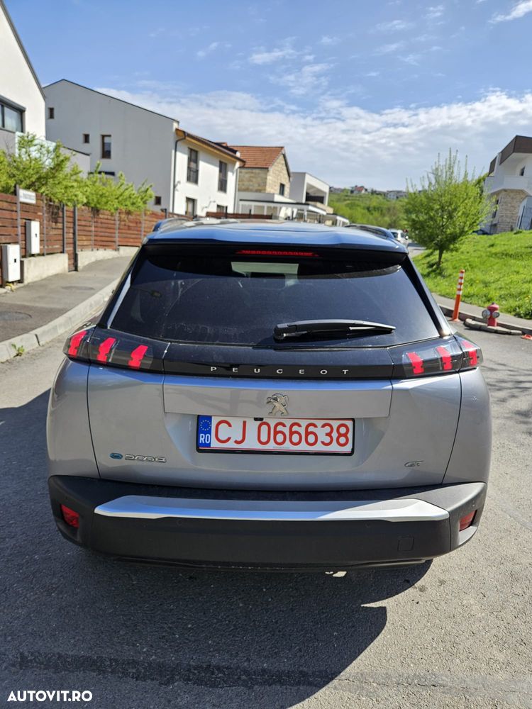 Peugeot 2008 GT - 6