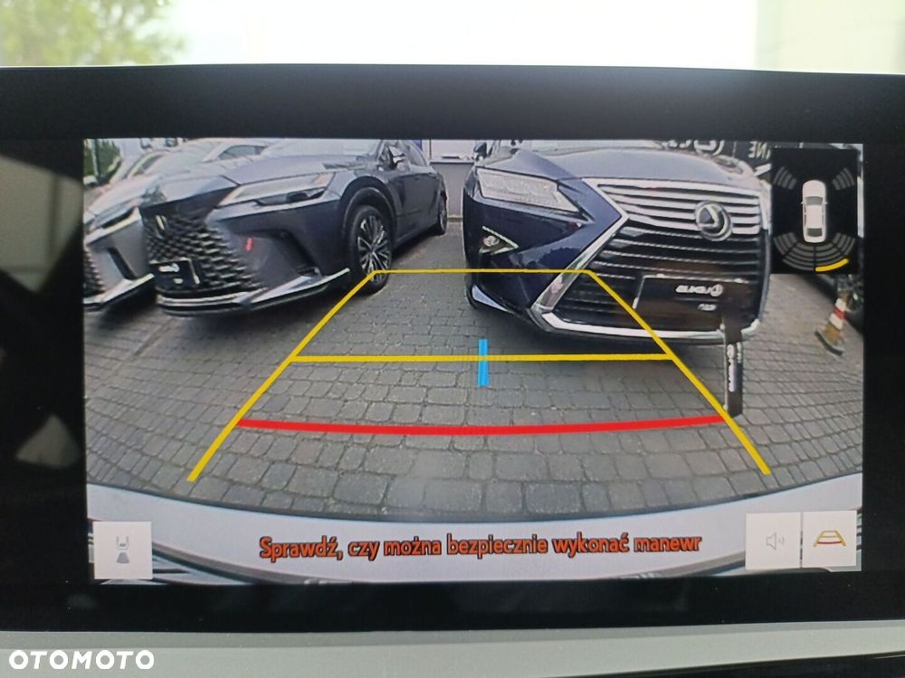 Lexus ES 300h Business Edition - 31