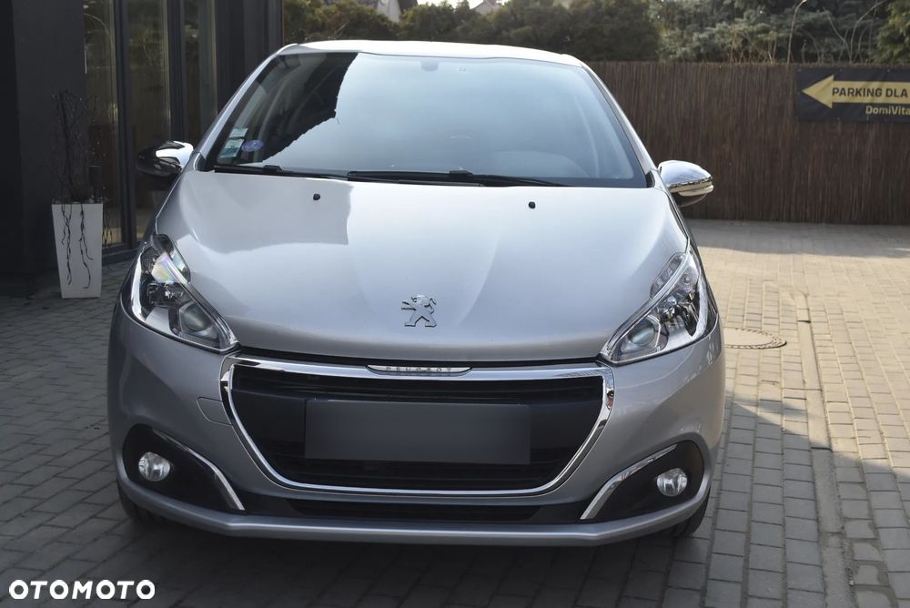 Peugeot 208 - 30