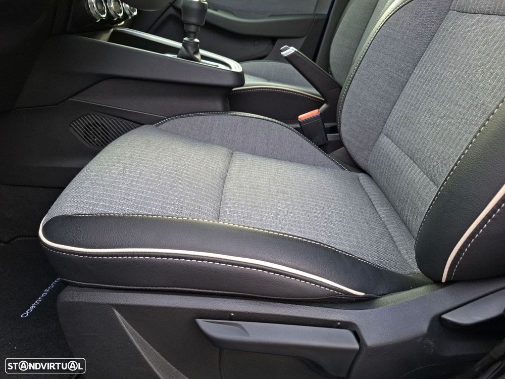 Renault Clio 1.0 TCe Techno — fotografia 15